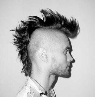 40 Cortes de Cabelo Moicano Masculino - Disfarçado, punk e outros!