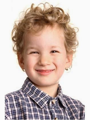 corte de cabelo surfista infantil