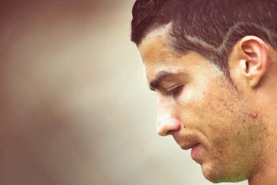 Como fazer o corte de cabelo do Cristiano Ronaldo com linha do lado